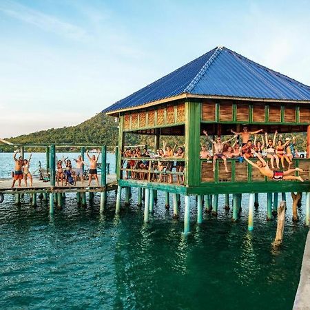 Auberge de jeunesse Mad Monkey Koh Rong Samloem à Koh Rong Sanloem Extérieur photo
